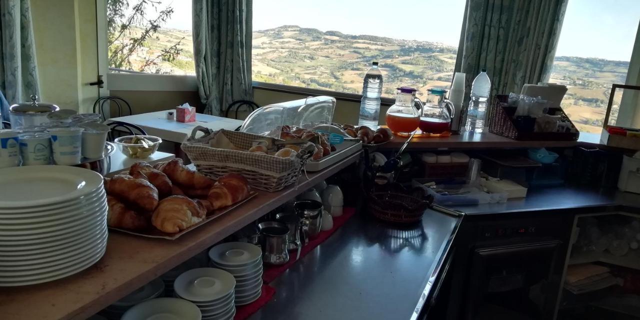 Hotel La Fonte Osimo Luaran gambar